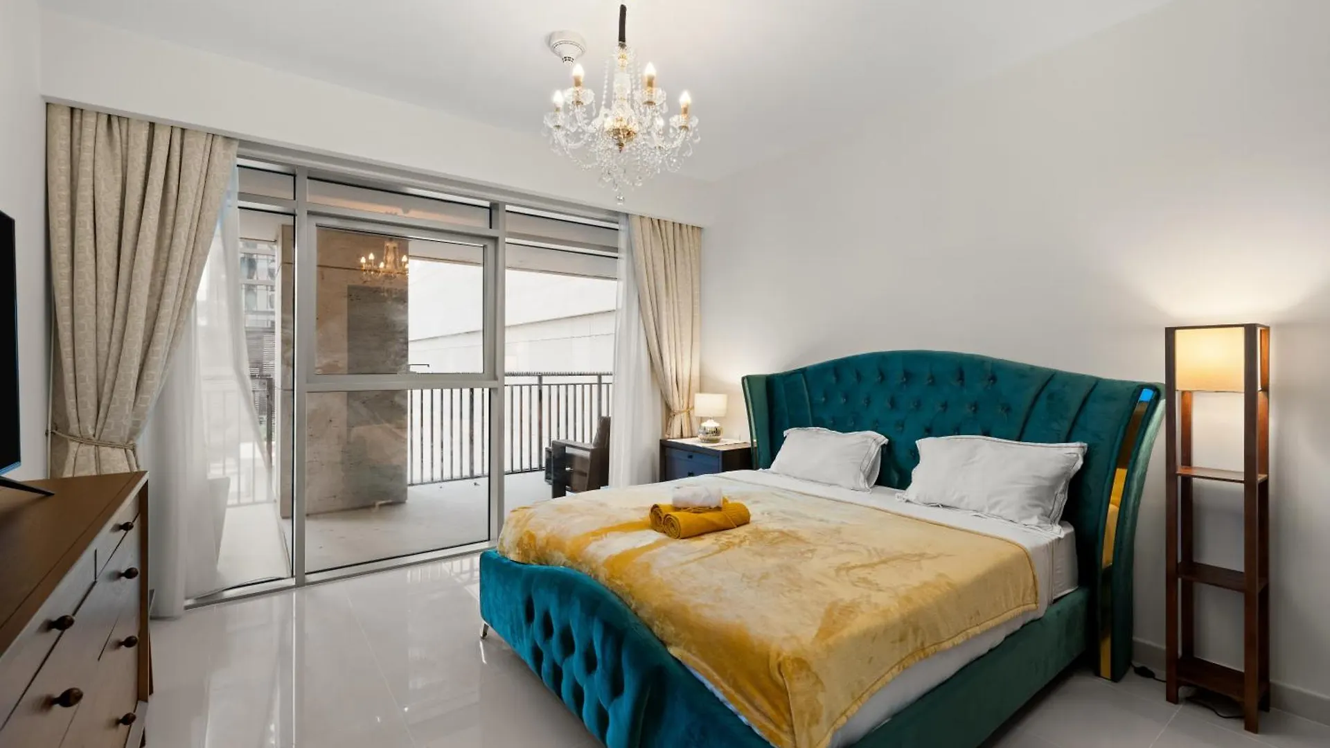 2Br Apartment In Downtown Dubai, Near Burj Khalifa  Dubai